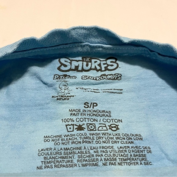 Smurfs Tshirt Women’s Size Small Shirt - Picture 12 of 16